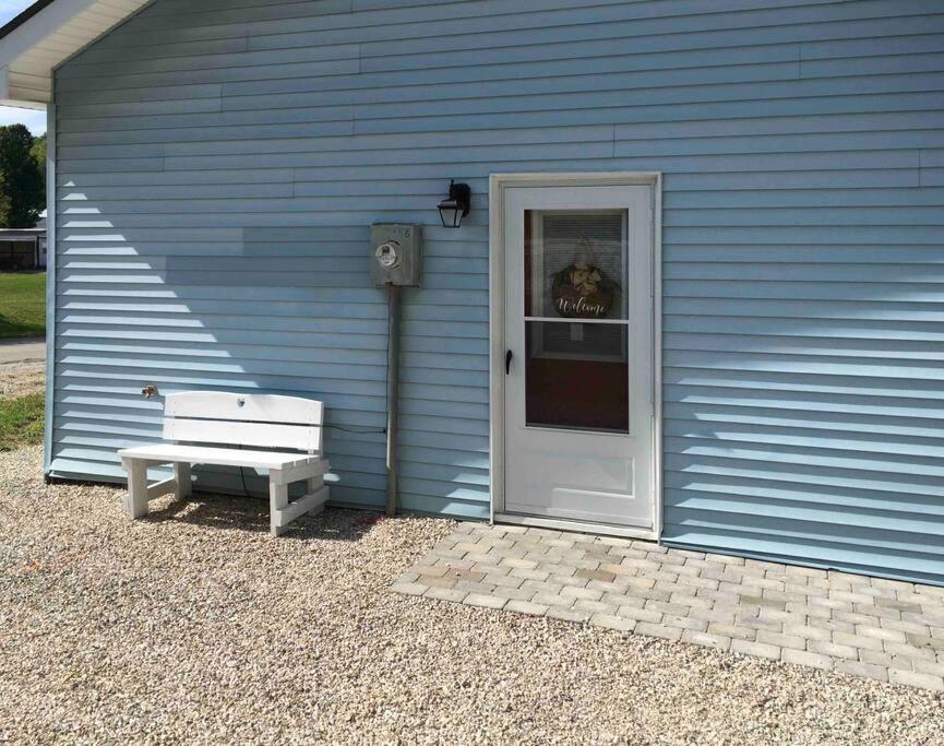 Villa Caddy Corner Has A Hot Tub Just Outside Of Town à French Lick Extérieur photo