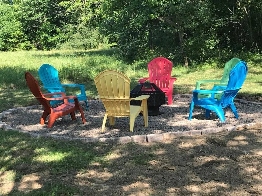 Villa Caddy Corner Has A Hot Tub Just Outside Of Town à French Lick Extérieur photo